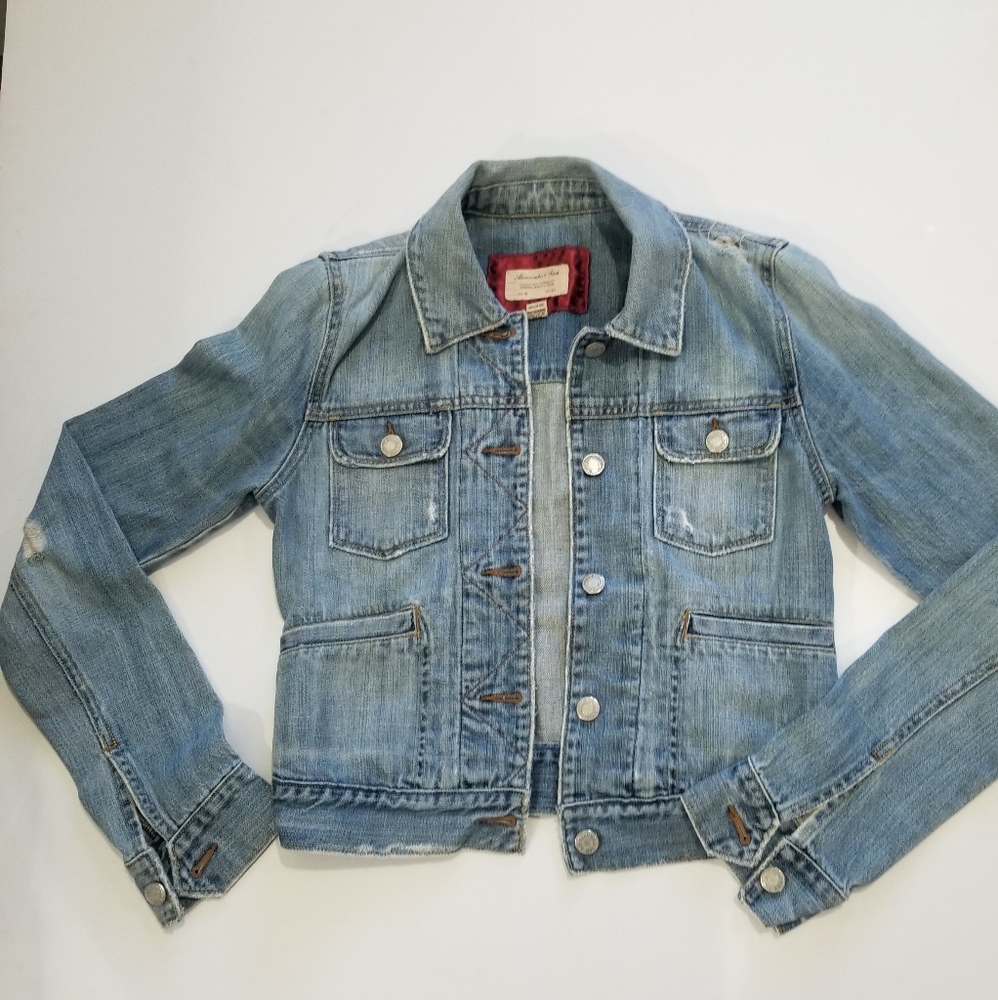 Abercrombie & Fitch Distressed Denim Jacket Xs